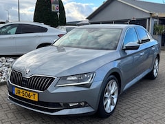 Skoda Superb - 1.6 TDI Style DSG Automaat 2017 NL Auto