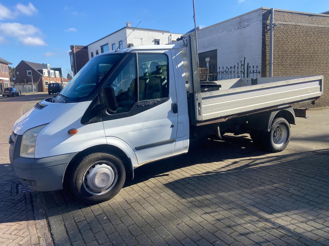 Ford Transit - 350M 2.4 TDCI 350M 2.4 TDCI - AutoWereld.nl