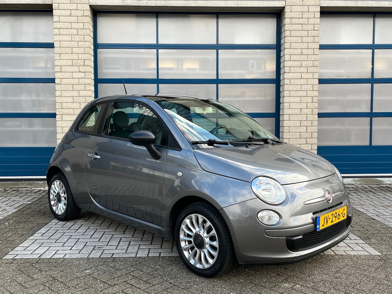 Fiat 500 - 1.2 Lounge Panoramadak - Airco - Lm velgen - AutoWereld.nl