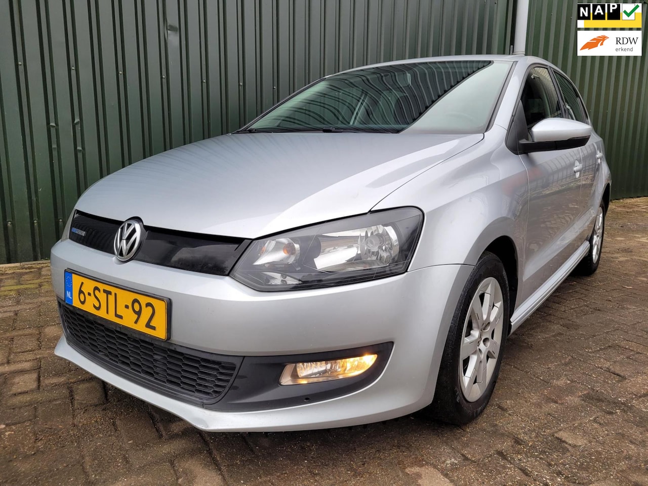 Volkswagen Polo - 1.2 TDI BlueMotion Comfortline Navi - AutoWereld.nl