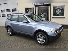 BMW X3 - 2.0i Business Line Hele Nette Auto