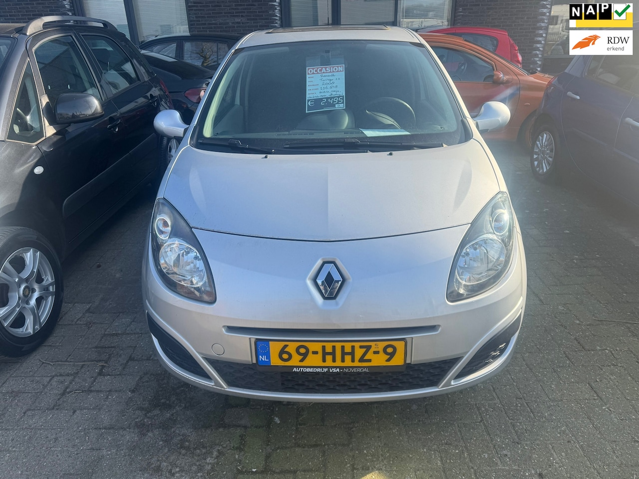 Renault Twingo - 1.2 Authentique 1.2 Authentique, Airco,NAP, elektrische ramen - AutoWereld.nl