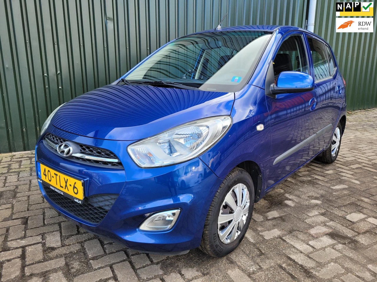 Hyundai i10 - 1.2 Plus nieuwe apk 1e eigenaar - AutoWereld.nl