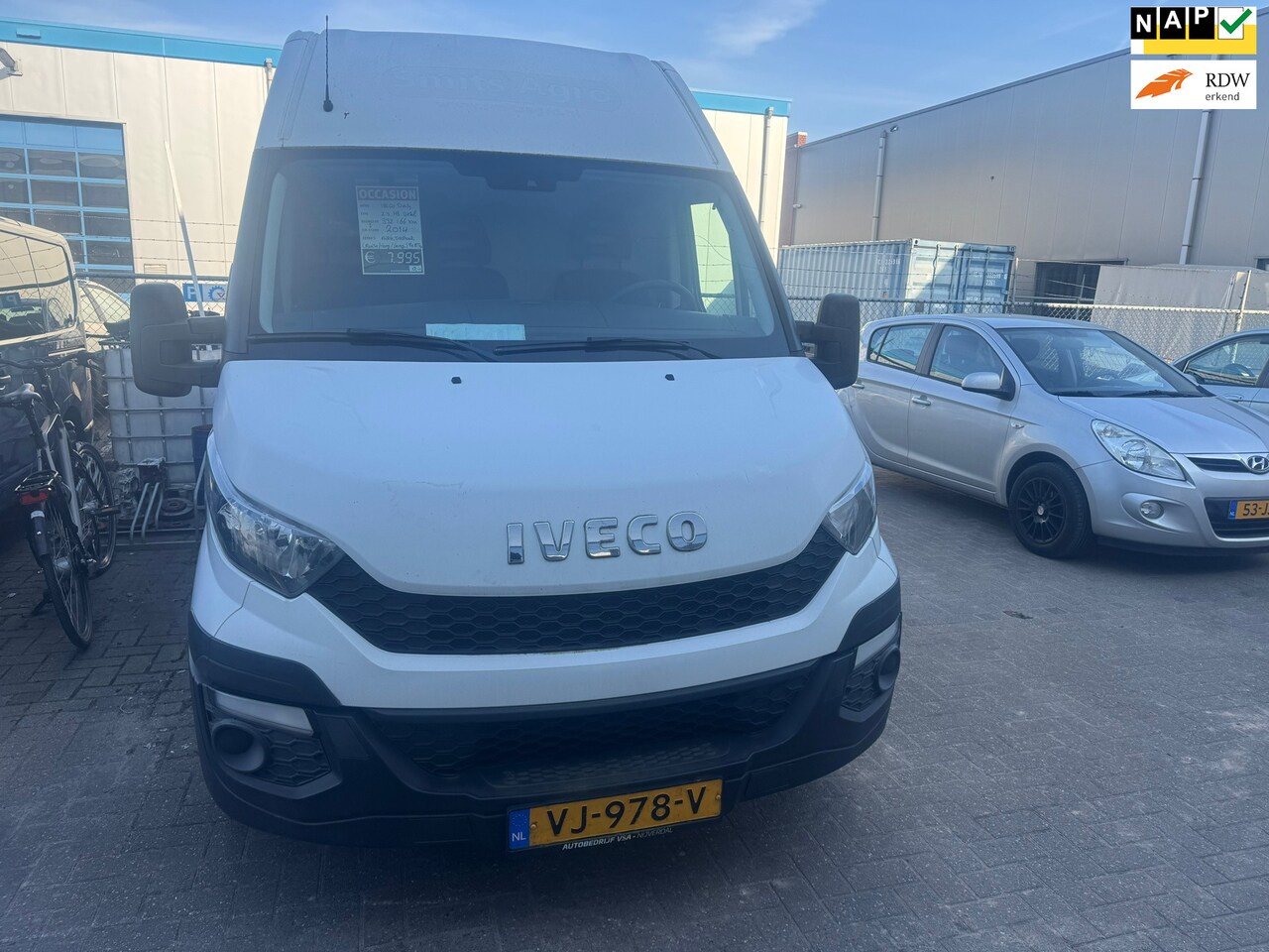 Iveco Daily - 35S11V 2.3 352 H3 L Trekhaak,cruise,Airco, veel nieuwe onderdelen - AutoWereld.nl