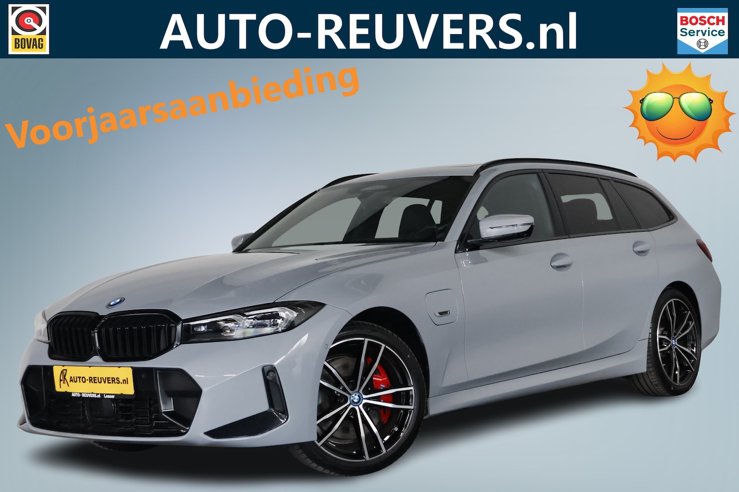 BMW 3-serie Touring - 330e M-Sport Pro Panorama / Opendak / Schaalstoel / LED / Pilot assist - AutoWereld.nl