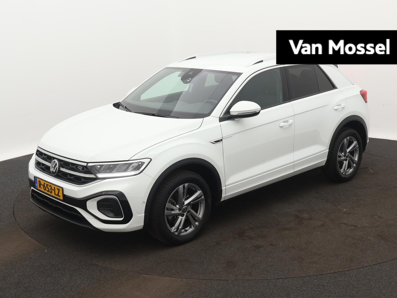 Volkswagen T-Roc - 1.5 TSI R-Line | Automaat | Climatronic (Automatische Airco) | Digital Cockpit PRO | Park - AutoWereld.nl