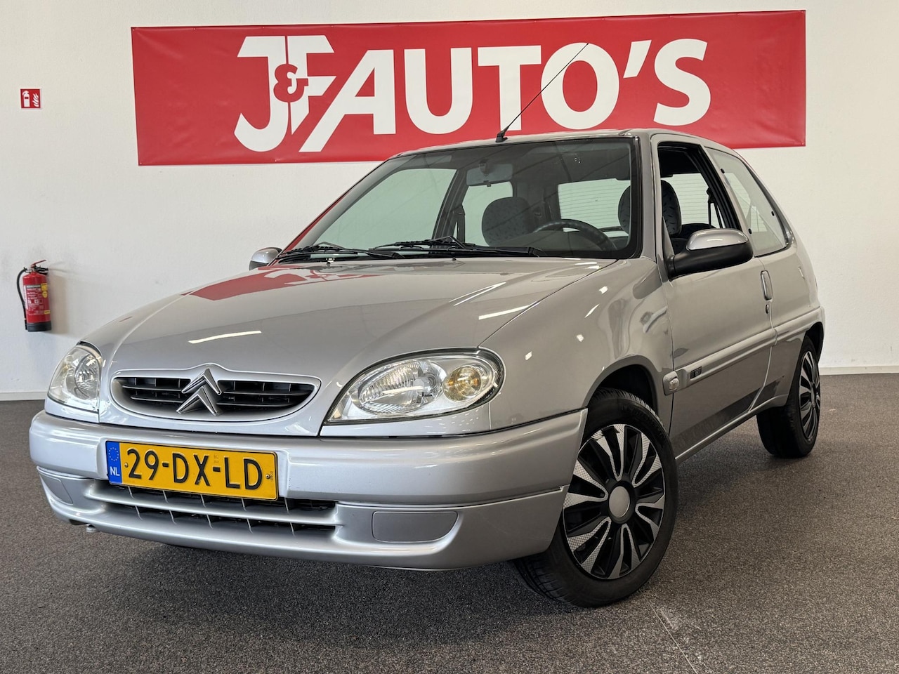 Citroën Saxo - 1.1i Basis ECC AIRCO, ELEC PAKKET, 10-2025 APK - AutoWereld.nl