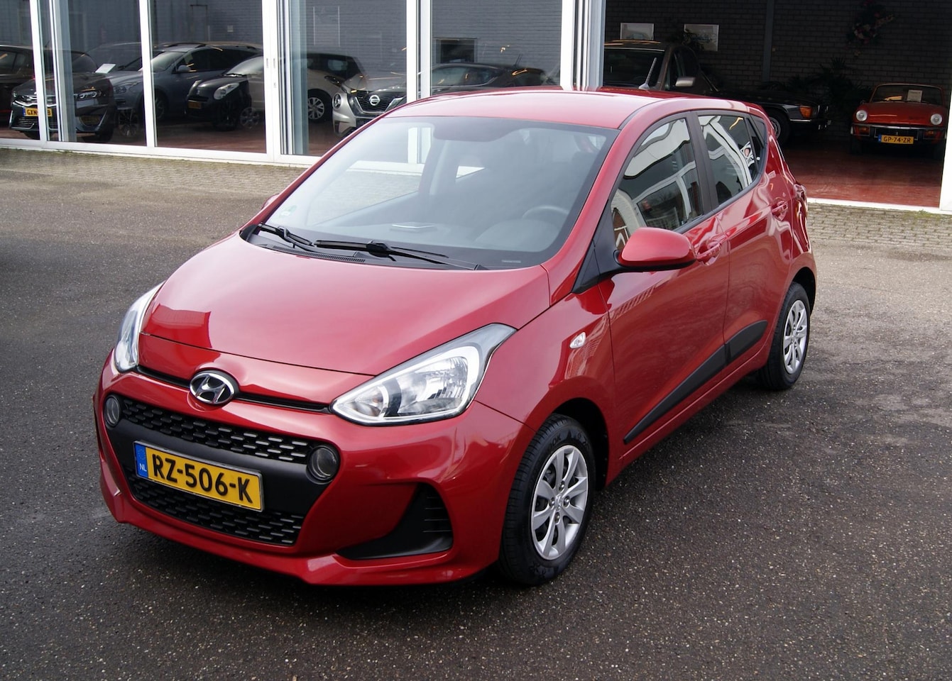 Hyundai i10 - 1.0i Comfort Airco,Cruise,RIJKLAARPRIJS!! - AutoWereld.nl