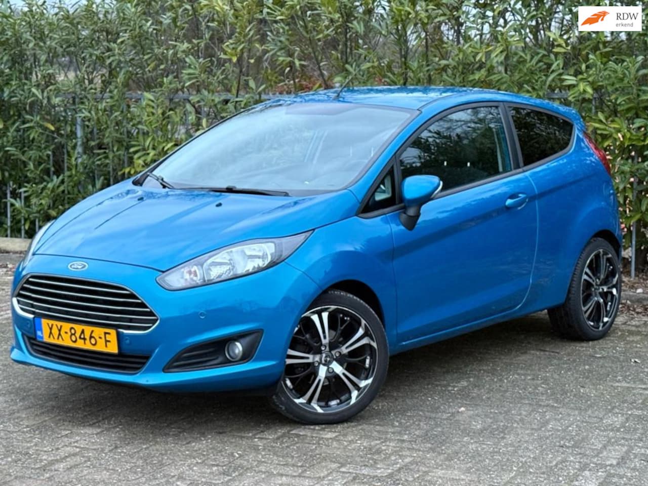 Ford Fiesta - 1.0 EcoBoost Titanium Dist + Wp Vervangen - AutoWereld.nl