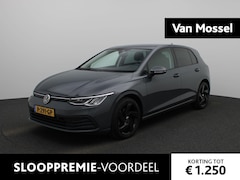 Volkswagen Golf - 1.5 TSI Life | 130 PK | Sportstoelen | Apple Carplay / Android Auto | Climate Control | St