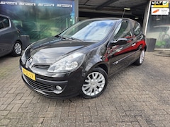 Renault Clio - 1.6-16V Dynamique Luxe | AUTOMAAT | 2E EIGENAAR | 12MND GARANTIE | AIRCO | LMV |