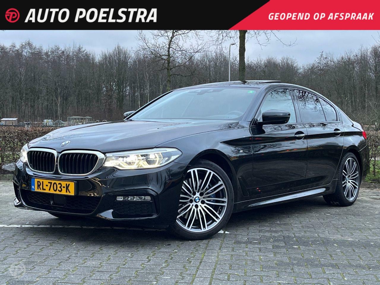 BMW 5-serie - 530d xDrive High Executive M Sport Schuifdak HUD Trekhaak - AutoWereld.nl