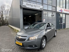 Chevrolet Cruze - 1.6 LE Airco Nieuwe APK NAP Logisch