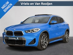 BMW X2 - xDrive25e High Executive M Pakket | Panodak | HK | Elektr Stoelen | Leer | ACC ( Vestiging