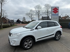 Suzuki Vitara - 1.6 Exclusive // Trekhaak // Nette Vitara // Stootlijst // Navigatie // Rijklaarprijs