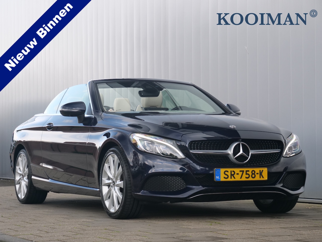 Mercedes-Benz C-klasse Cabrio - 180 Premium Plus 157pk Automaat Leder / Navigatie / Camera / 19 Inch - AutoWereld.nl