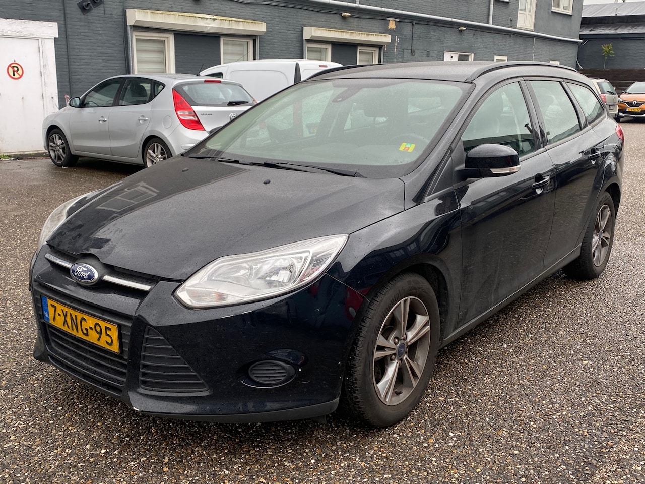 Ford Focus Wagon - 1.0 EcoBoost Edition|Navigatie|Motor Defect|Airco| - AutoWereld.nl