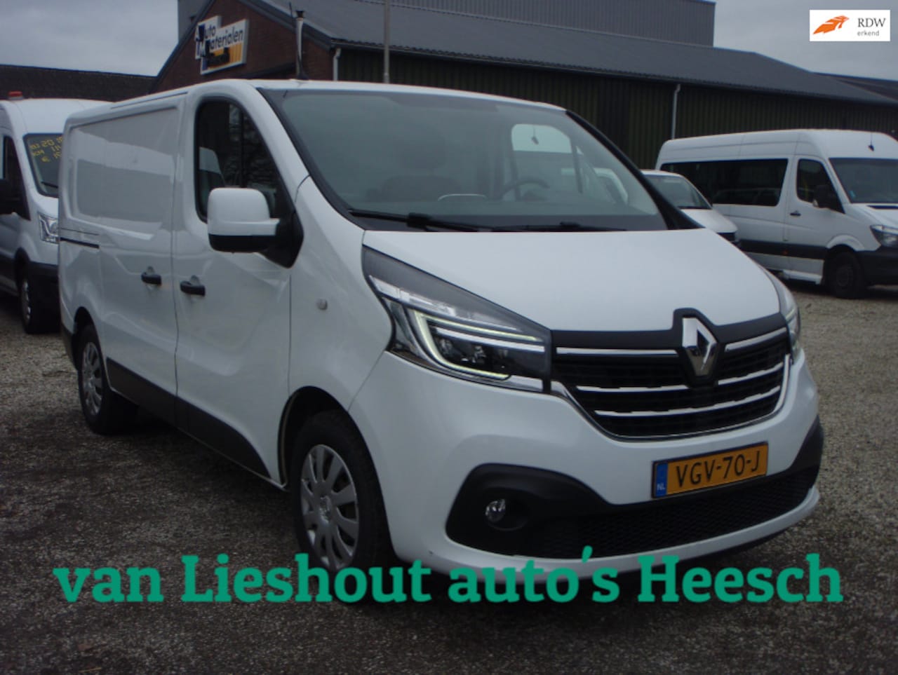 Renault Trafic - 2.0 dCi 120 Groot scherm navi 118202 km bj 20 - AutoWereld.nl