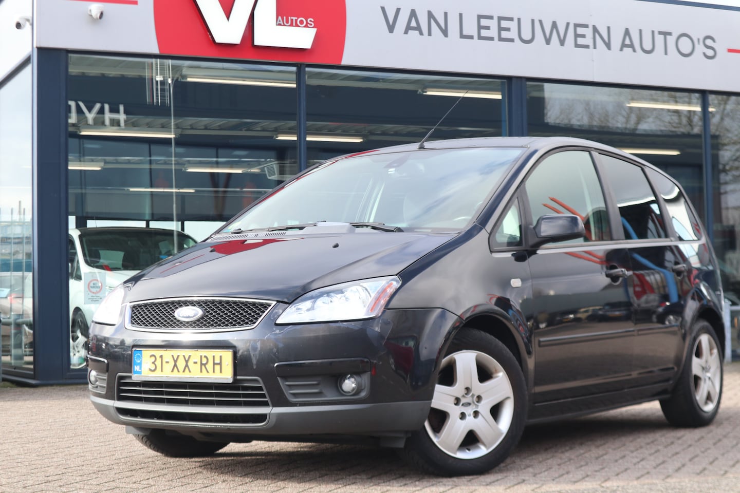 Ford Focus C-Max - 2.0-16V Futura | Airco | Cruise | Trekhaak - AutoWereld.nl