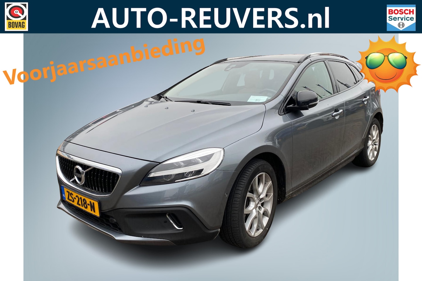 Volvo V40 Cross Country - 1.5 T3 Polar+ Luxury / Pano / LED / Leder / HarmanKardon / Afn haak - AutoWereld.nl