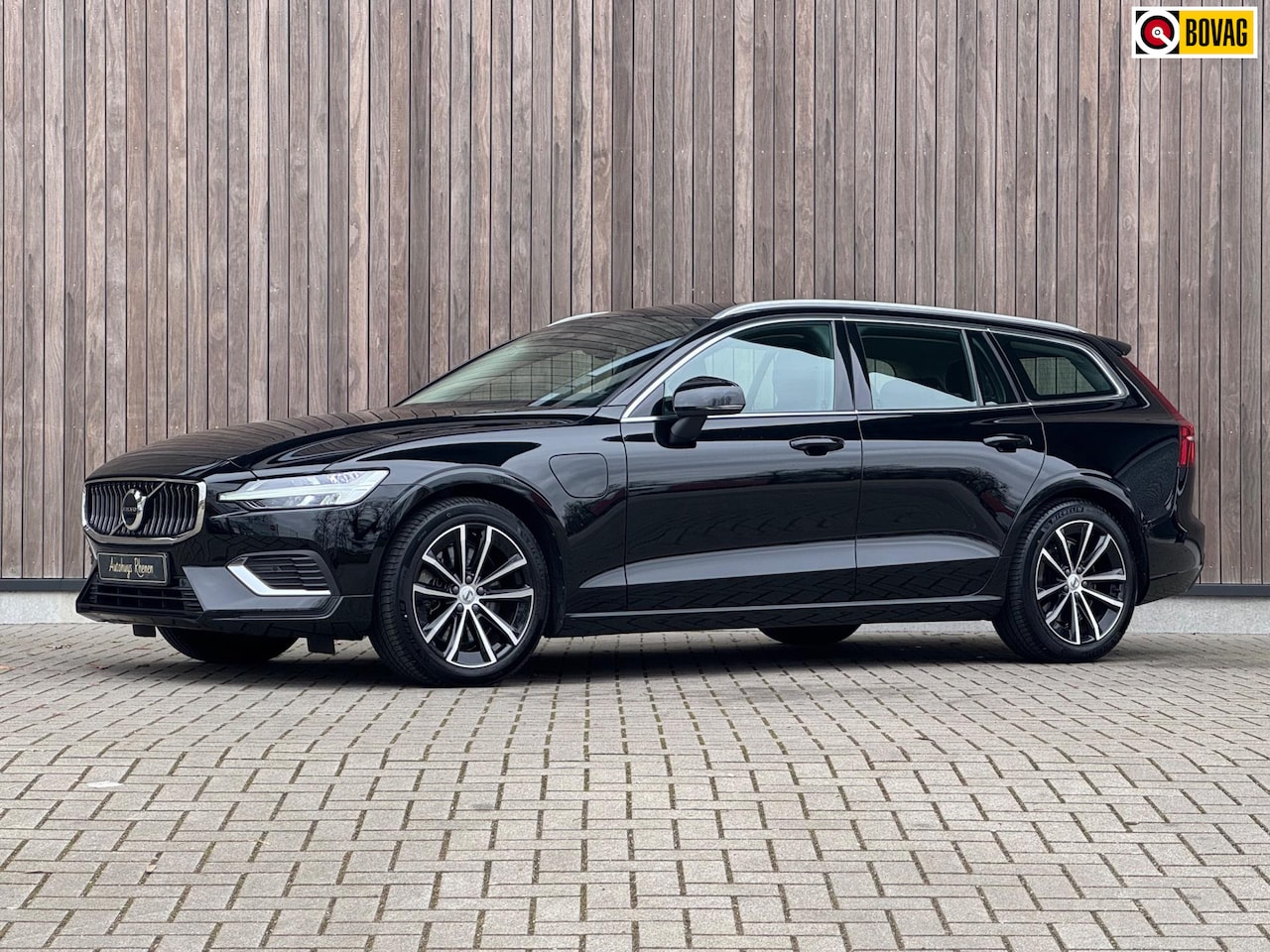 Volvo V60 - 2.0 T6 Plug-in hybrid AWD Core Bright / Trekhaak / - AutoWereld.nl