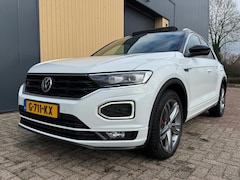 Volkswagen T-Roc - 1.5 TSI 150pk 7-DSG T-Roc Sport R | NL Auto | ACC | Pano | Beats | Carplay|