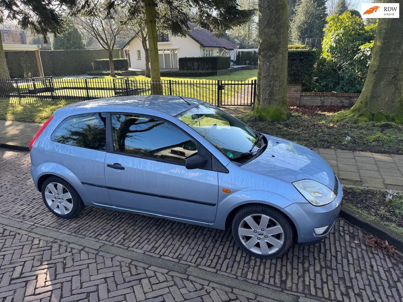 Ford Fiesta - 1.3 Futura -Airco- APK- rijdt goed - AutoWereld.nl