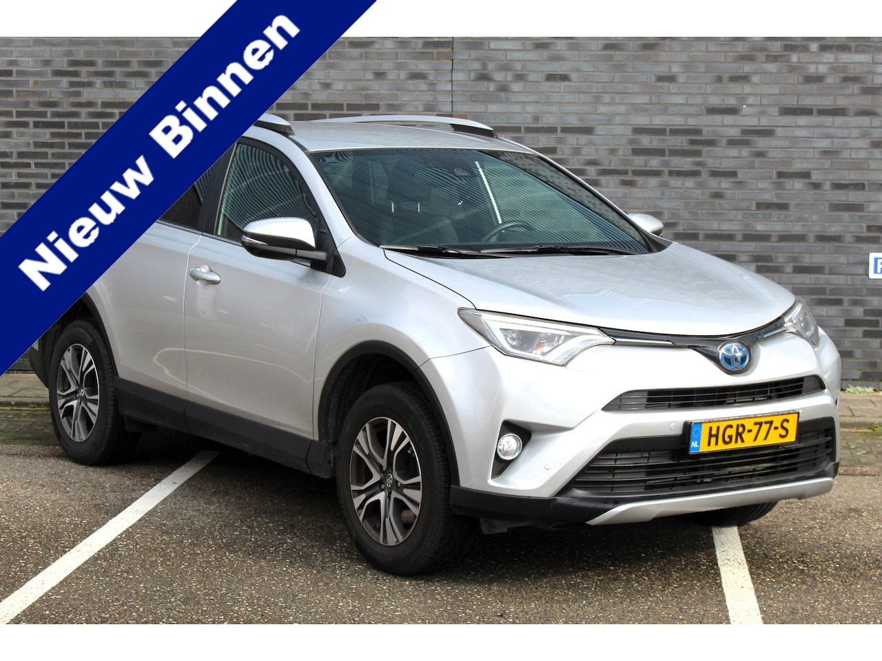 Toyota RAV4 - 2.5 Hybrid Style I NAVI.I CRUISE I PDC V+A I ELEKTR.STOELEN I - AutoWereld.nl