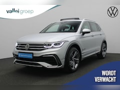 Volkswagen Tiguan - 1.4 TSI 245 pk DSG eHybrid R-Line Business | Panoramadak | Leder | Geheugenstoelen | Navig