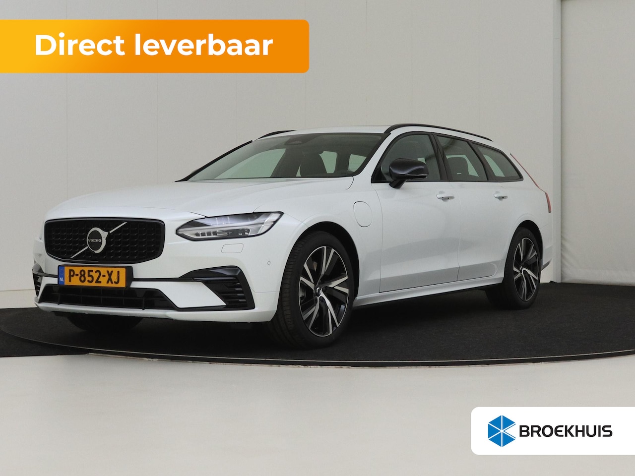 Volvo V90 - 2.0 T6 Plug-in hybrid AWD Plus Dark | 360 Camera | Trekhaak | Luchtvering | Lighting-pack - AutoWereld.nl