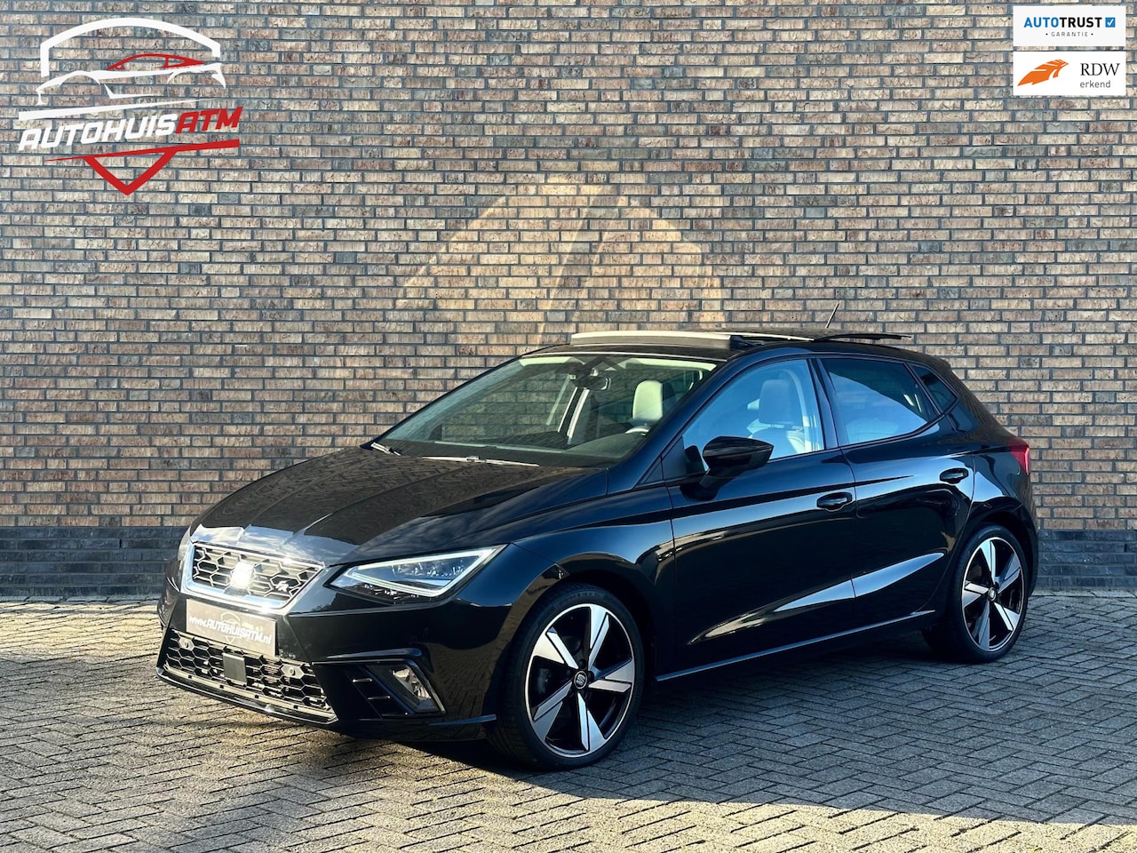 Seat Ibiza - 1.0 TSI FR Pano Virtual Beats Acc Stoelvw Alca Led - AutoWereld.nl