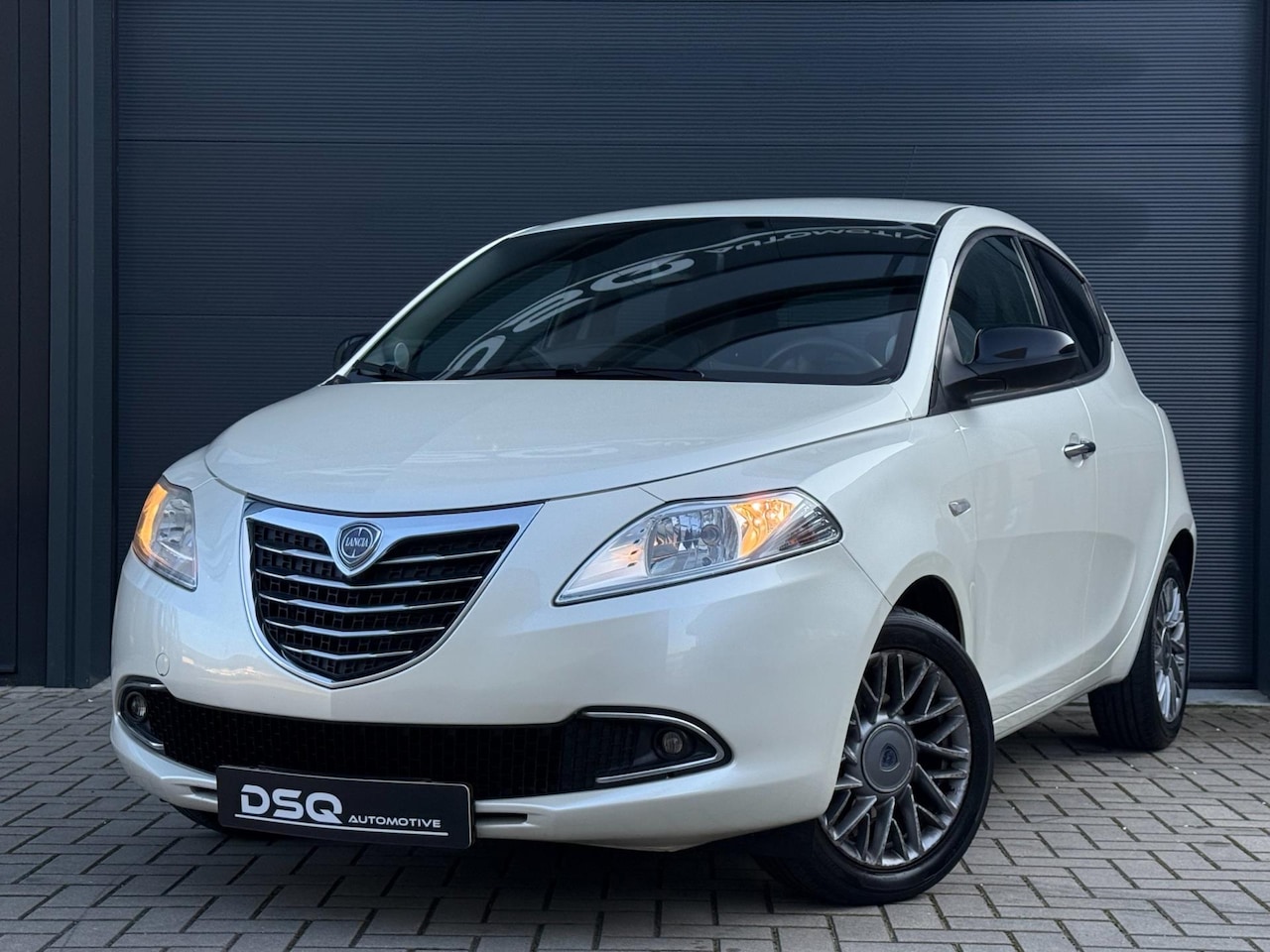 Lancia Y(psilon) - Ypsilon 0.9 TwinAir Platinum - AutoWereld.nl