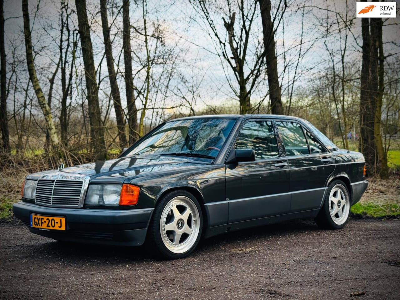 Mercedes-Benz 190-serie - 2.3 E W201, M102-motor - AutoWereld.nl