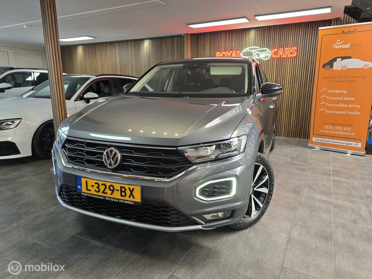 Volkswagen T-Roc - 1.0 TSI Style/ LED Pakket /Cwrplay / Camera - AutoWereld.nl