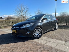 Ford Focus - 1.0 EcoBoost Titanium AIRCO-CLIMA NAVI SCHERM