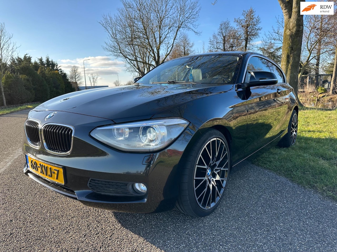 BMW 1-serie - 114i Business+|navi|rijdt goed - AutoWereld.nl