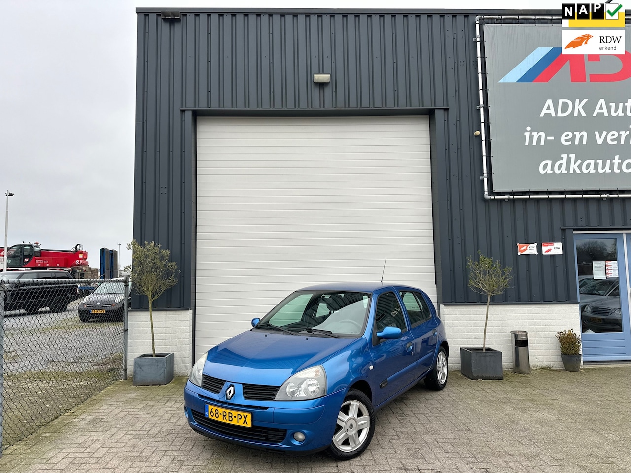 Renault Clio - 1.4-16V Authentique Comfort NIEUWE APK/AIRCO/ELEK PAKKET - AutoWereld.nl