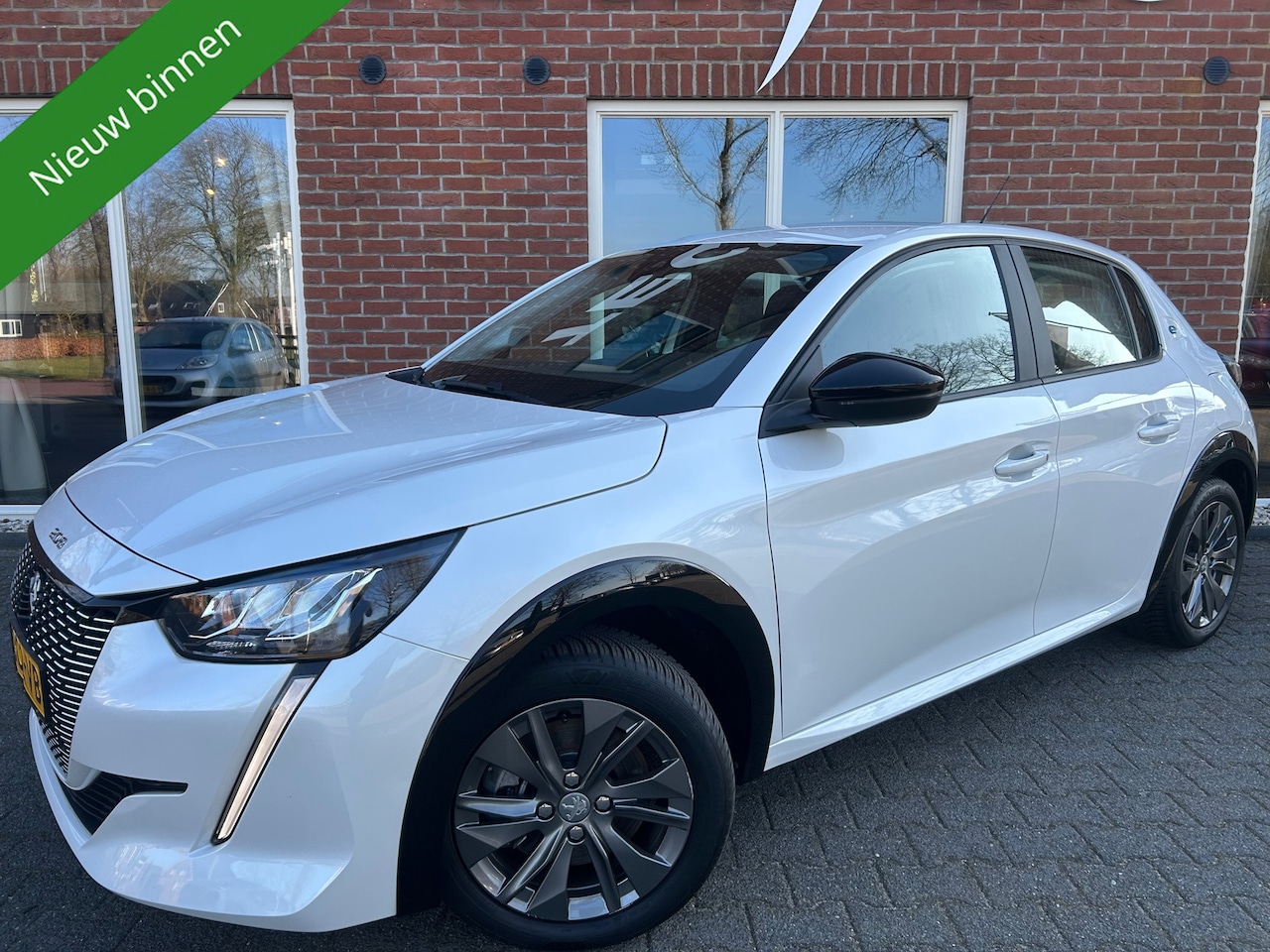 Peugeot e-208 - EV Active Pack 50 kWh FASE 3 / CARPLAY / ANDROID / DAB+ / FULL.LED / PDC / AIRCO / CRUISE - AutoWereld.nl