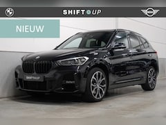 BMW X1 - sDrive20i M-Sport | Panoramadak | Harman Kardon | Trekhaak | Head Up