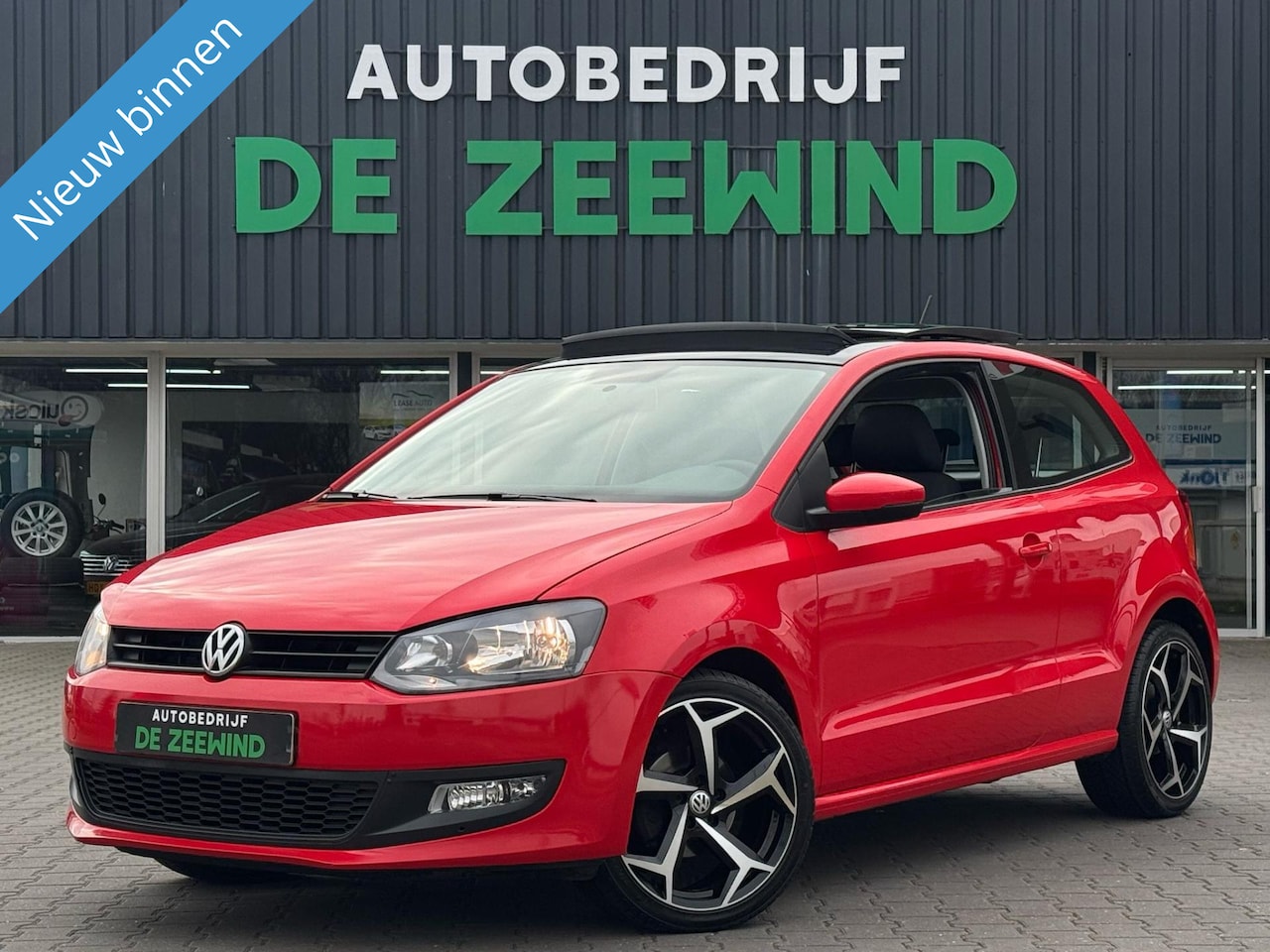 Volkswagen Polo - 1.2 Panoramadak|Apple carplay|3D|Rijklaar - AutoWereld.nl