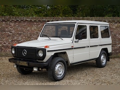 Mercedes-Benz 280 - GE LWB "Former Dell'Orto family-car" Dell'Orto (known from the carburettors-) family long