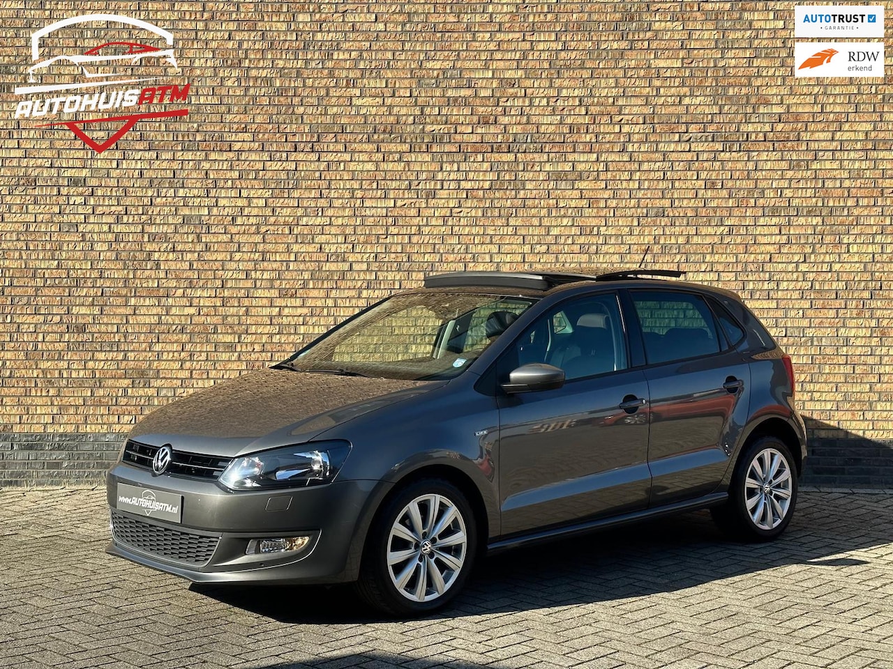 Volkswagen Polo - 1.2 TSI Highline Pano Cruise Climatr Stoelvw Pdc - AutoWereld.nl