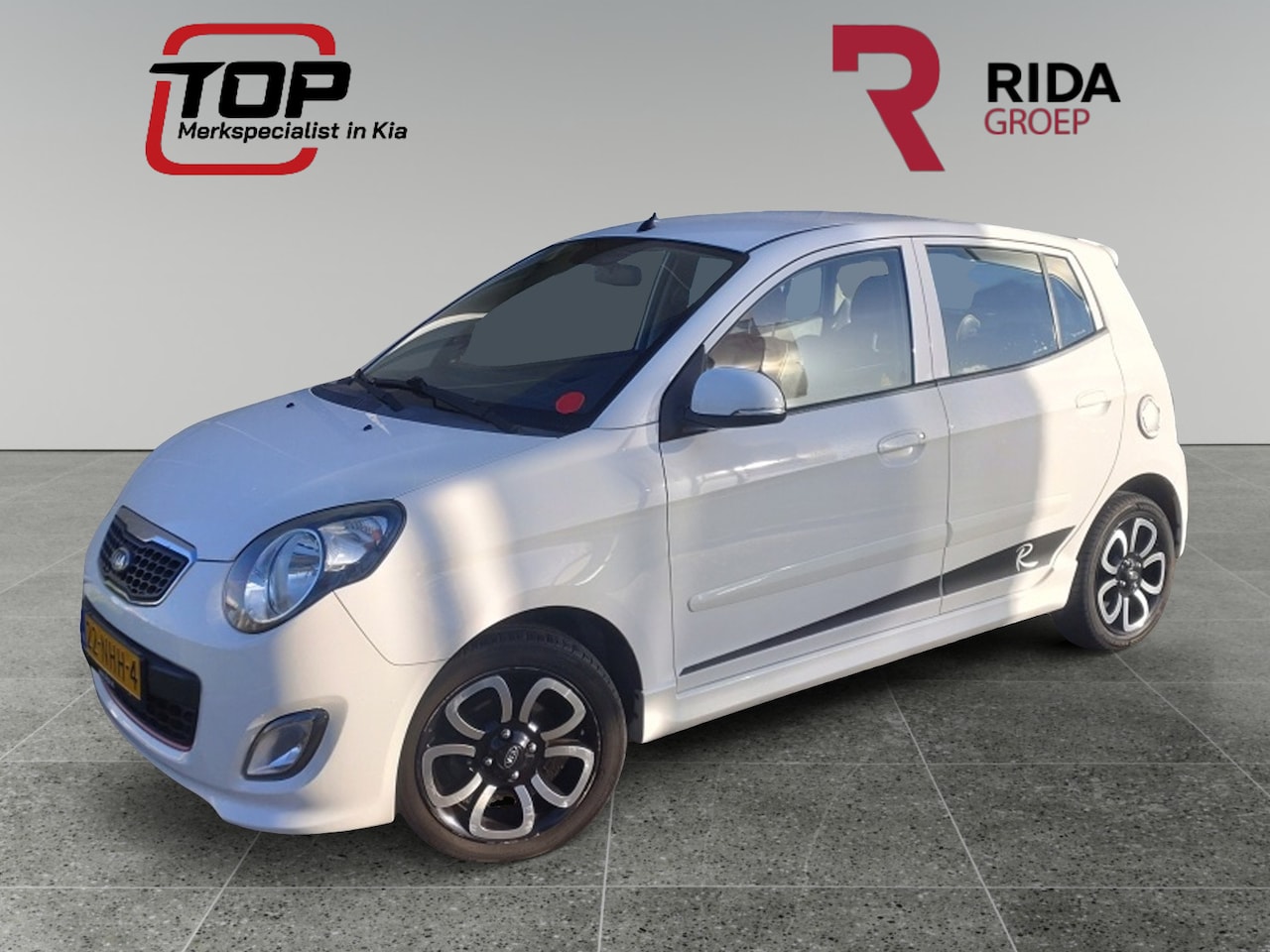 Kia Picanto - 1.1 R-SportbyKia 1.1 R-SportbyKia - AutoWereld.nl