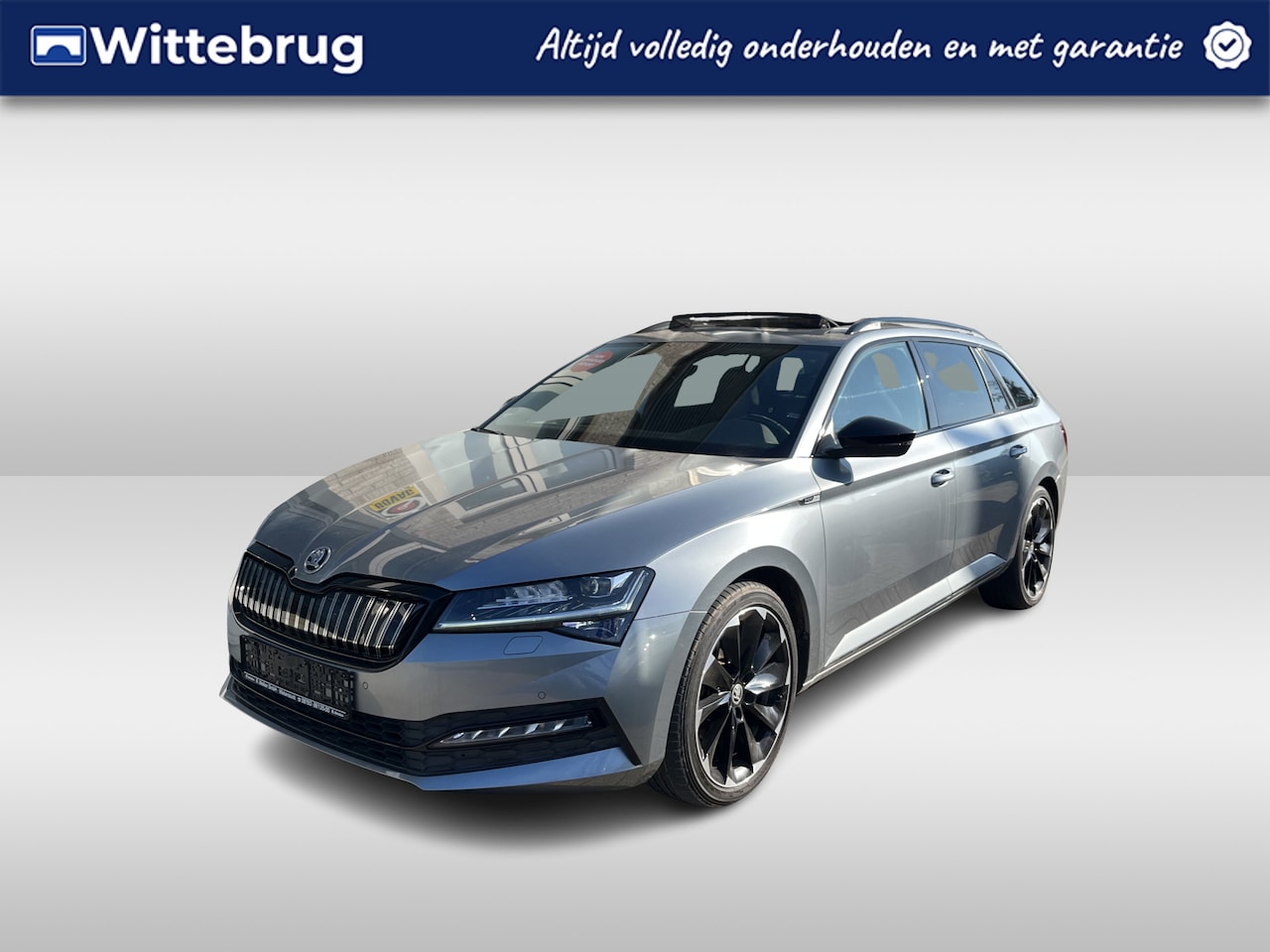 Skoda Superb Combi - 1.4 TSI iV Sportline / AUTOMAAT/ PANO/ TREKHAAK/ KEYLESS/ ACC/ DIGITAL DASH/ DAB/ NAVI/ SM - AutoWereld.nl