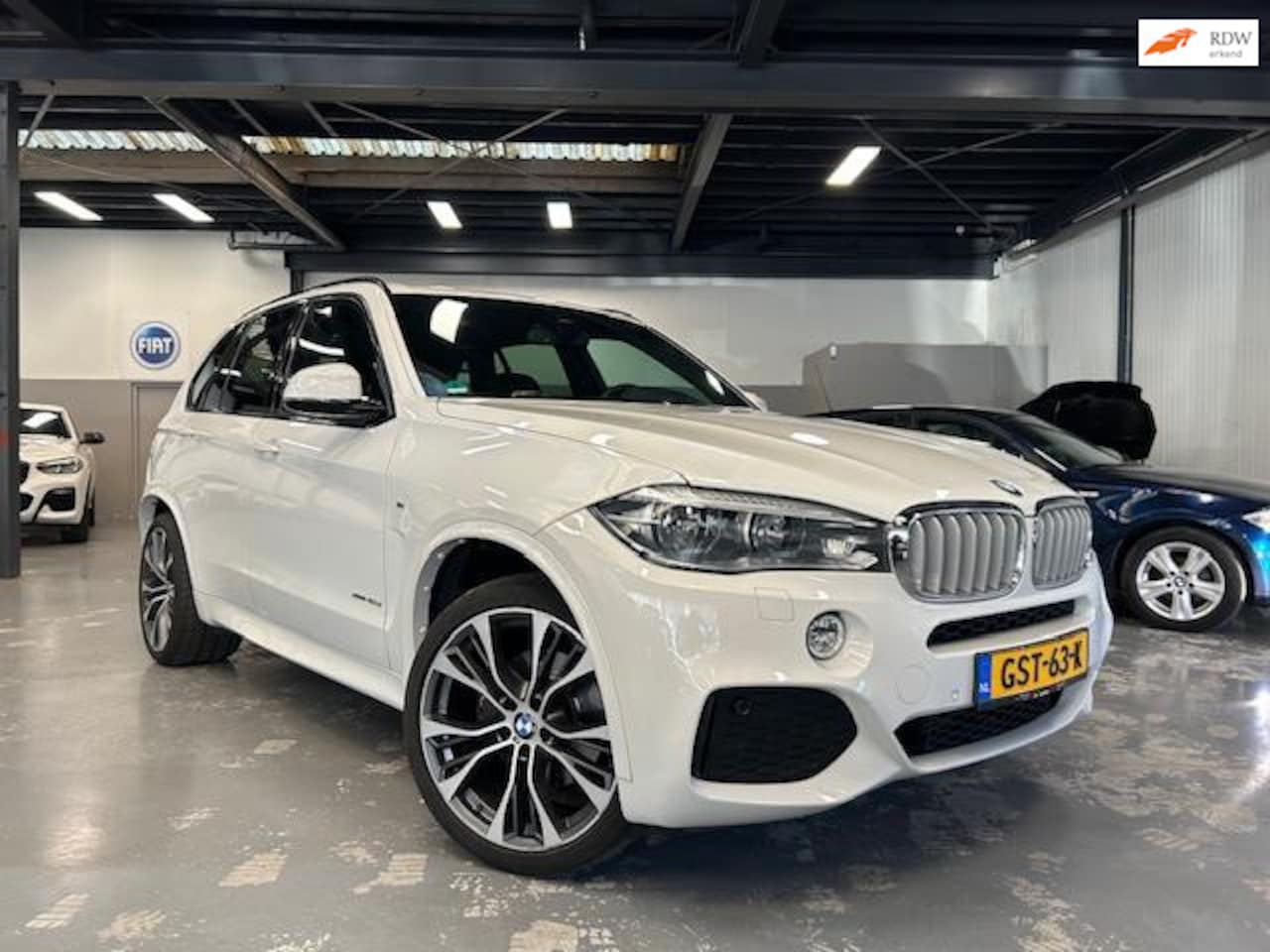 BMW X5 - XDrive40d High Executive Panodak,Headup,Navi,Camera,leder - AutoWereld.nl