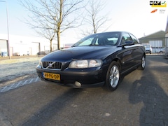 Volvo S60 - Nette 2.4 nw apk t/m 19-04-2026