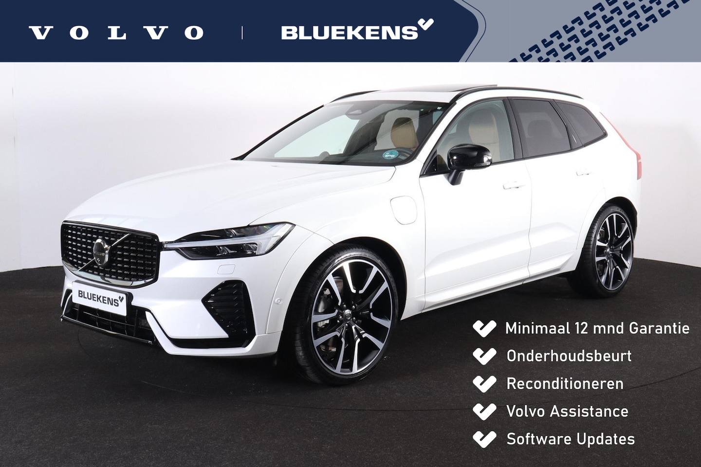 Volvo XC60 - T8 Recharge AWD Ultimate Dark - LONG RANGE - Luchtvering - Panorama/schuifdak - IntelliSaf - AutoWereld.nl