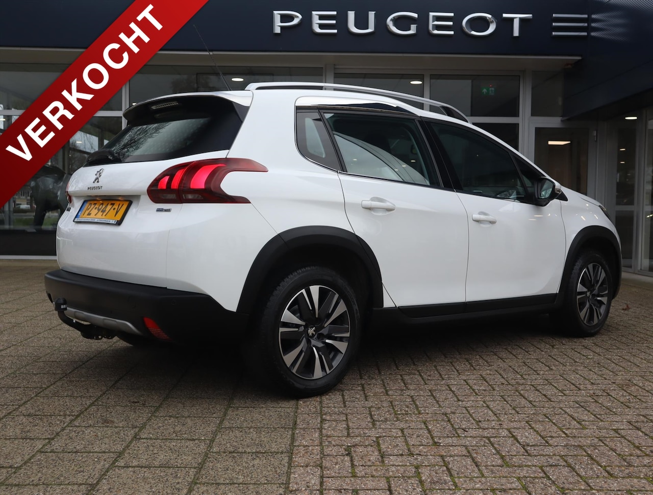 Peugeot 2008 - SUV Allure PureTech 110PK EAT6 Automaat, Rijklaarprijs, Trekhaak Apple Carplay/Android aut - AutoWereld.nl