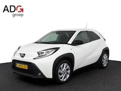 Toyota Aygo X - 1.0 VVT-i MT first | Apple Carplay/Android Auto | achteruitrijcamera | LM velgen |