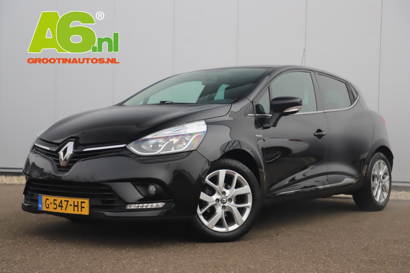 Renault Clio - 0.9 TCe Limited Keyless Navigatie Carplay Android Airco Cruise 16 inch LMV Parkeersensor G - AutoWereld.nl